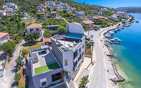 Beachfront Luxury Villa